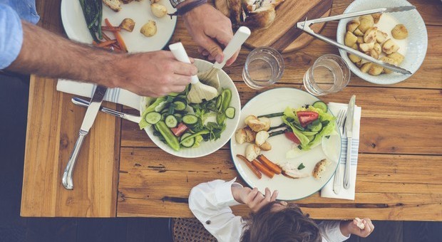 Uno studio dimostra perché alcune persone pur mangiando molto non ingrassano mai