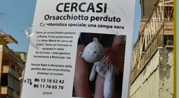 Cercasi orsacchiotto-peluche disperso alla Balduina a Roma. Un turista francese offre 500 euro di ricompensa. «Mia figlia ci dorme dalla nascita, è devastata»