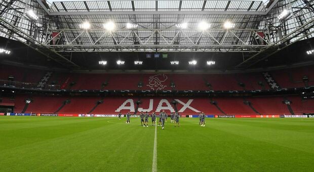 Ajax-Napoli, dove vederla online: «Ma attenti allo streaming pirata»