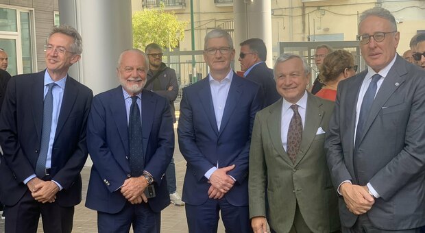 Napoli, De Laurentiis e Apple: «Incontro piacevole con Tim Cook»