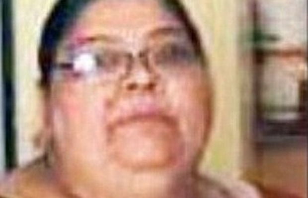 India, cade sul marito e lo schiaccia: coppia di anziani muore per emorragia cerebrale