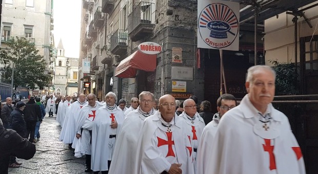 La marcia silenziosa dei Templari a Napoli