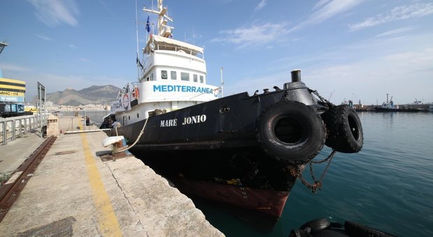 Migranti, il tribunale di Palermo dissequestra la nave Mare Jonio