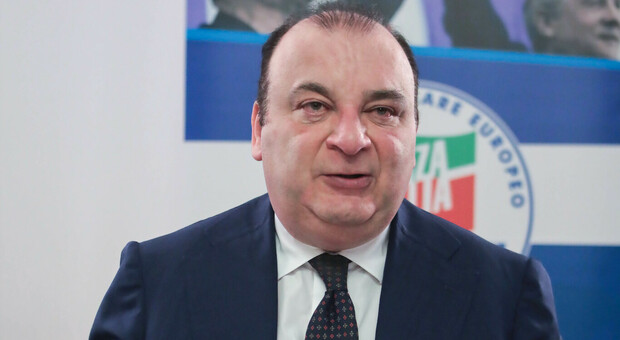 Il coordinatore regionale di Forza Italia Fulvio Martusciello