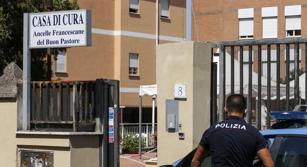 Roma, focolaio nella casa di cura: contagiati 8 operatori della struttura