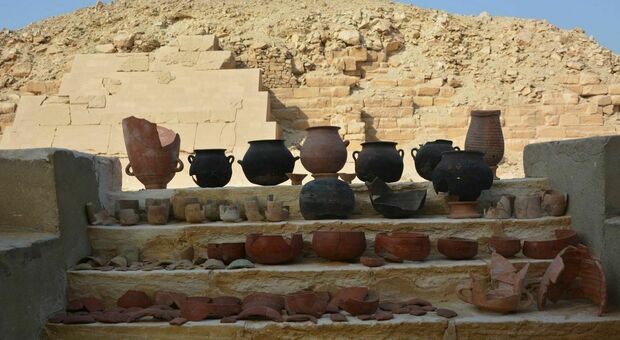 Antico laboratorio di imbalsamazione scoperto a Saqqara