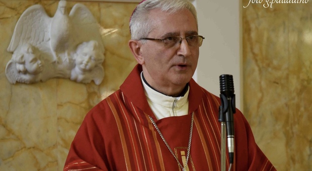 Il vescovo Miniero va Taranto e lascia la Diocesi di Vallo della Lucania