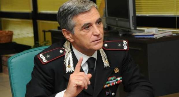 Il generale Tomasone: «A Napoli servono più maestre che carabinieri»