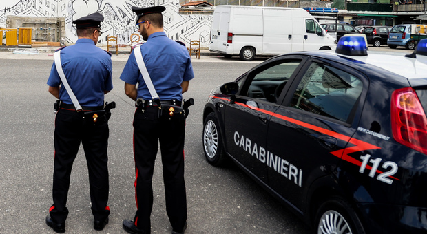 Ladri aggrediti dagli automobilisti e arrestati nel centro di Napoli
