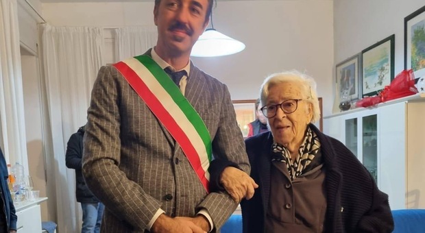 Maria Vassallo con il sindaco Stefano Pisani