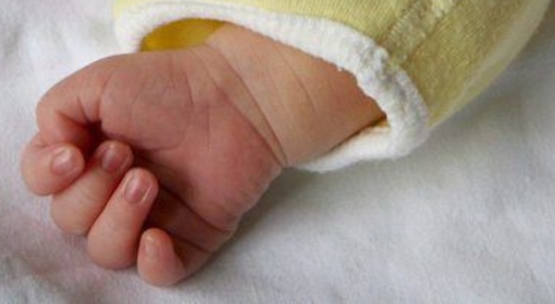 Morta neonata di soli 4 giorni, giallo a Catania: disposta l'autopsia sul corpicino della piccola Syria