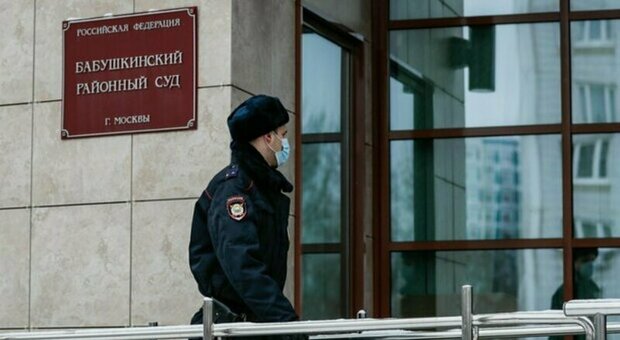 Mosca, export vero paesi Nato, arrestato per frode direttore fabbrica esplosivi Yuri Shumsky: rischia 10 anni di carcere