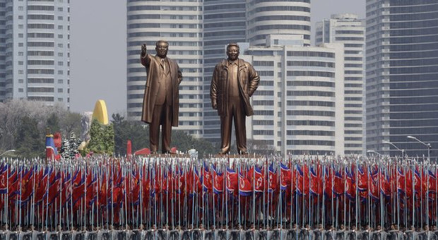Corea del Nord dichiara il lockdown, ma (ufficialmente) non per Covid. «Malattia respiratoria non specificata»