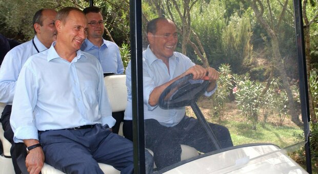 Berlusconi nuovo audio, le reazioni: FdI elogia l'Ucraina e Calenda attacca: «Fi inaffidabile»
