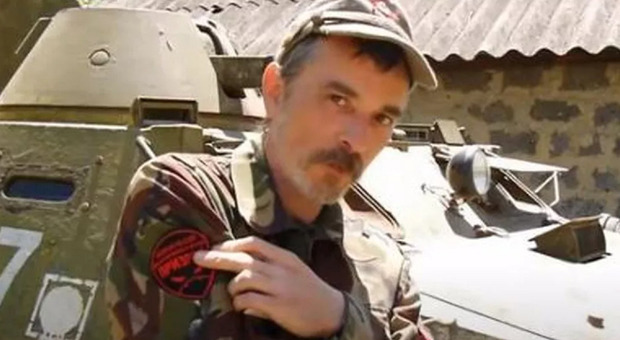 Edy Ongaro, morto miliziano italiano in Ucraina. Ucciso nel Donbass in trincea da una bomba a mano