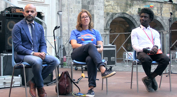 Napoli, il festival di Mediterranea per i diritti umani: «Prima si salva, poi si discute»