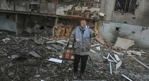 Ucraina diretta, nuovi bombardamenti a Kharkiv: 21 morti