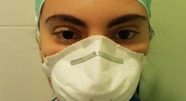 Coronavirus, Martina, infermiera in terapia intensiva: «Siamo stremati, ho paura di una nuova ondata di contagi: non la reggeremmo»
