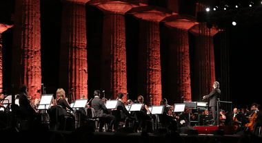 Riccardo Muti tra i templi di Paestum:«Serve armonia nei suoni e ...
