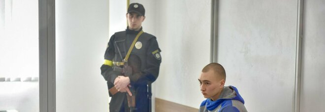 Vadim, il soldato russo processato per crimini di guerra: «Sono stato costretto a sparare»