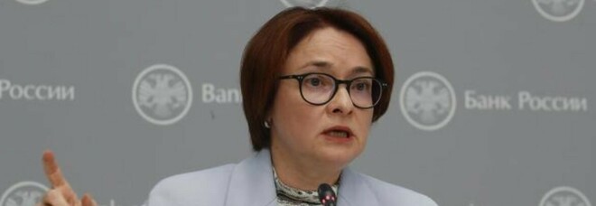 Elvira Nabiullina, il capo della banca centrale russa sfida Putin: «Me ne vado, hai gettato l'economia in una fogna»