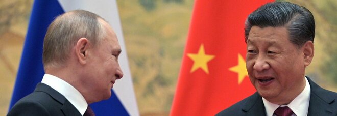 «Putin e Xi Jinping sono malati»: i sintomi in pubblico e le voci sempre più insistenti: perché si teme un colpo di stato