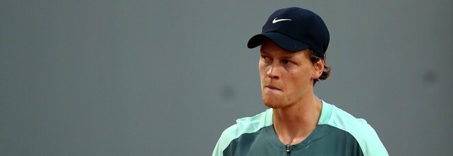 Roland Garros, Sinner supera Fratangelo nel primo turno in tre set: 6-3, 6-2, 6-3