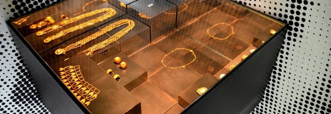 «Vanity», la mostra di gioielli in anteprima a Pompei