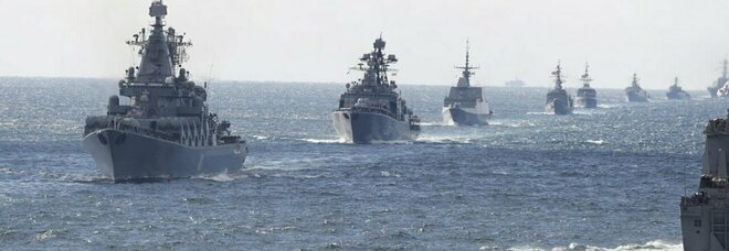 Incrociatore russo davanti alla Puglia, il Varyag sfida la flotta della Nato nel Mar Ionio