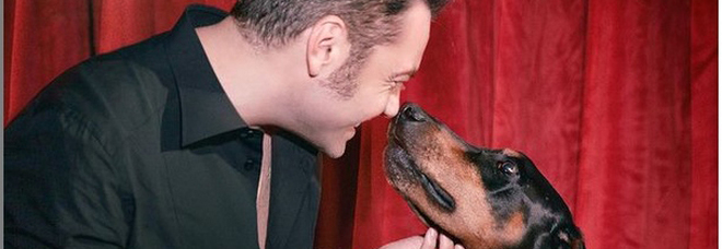 Tiziano Ferro con il suo cane (Instagram)