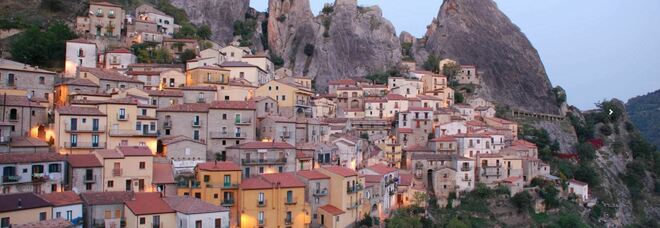 Turismo, le foto più belle d'Italia nell'Open Library targata Enit