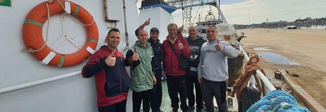 Pescatori di Mazara sequestrati in Libia: liberi dopo 108 giorni. Conte su Twitter: «Buon rientro a casa»