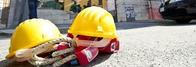 Bergamo, operaio cade dall'altezza di 8 metri e muore in una fonderia: aveva 36 anni
