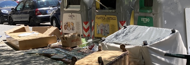 Napoli Est, rifiuti e verde bruciato: degrado nel cuore di Ponticelli