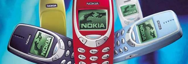 Ritorna il Nokia 3310: il cellulare più venduto della storia