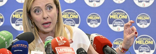 Meloni: «Fossi Salvini e Berlusconi lascerei governo, M5s non esiste più»