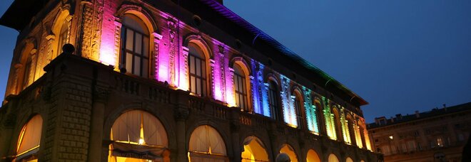 Bologna, manifestazione Lgbtqia+ a favore del ddl Zan, Grillini invita Joe Biden al matrimonio gay di Rosario Coco