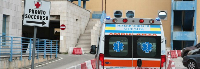 Ospedale Moscati di Avellino, operatore aggredito al pronto soccorso