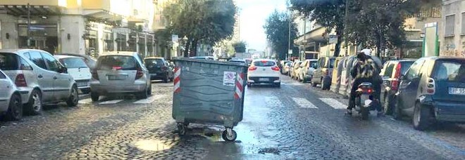 Buche, Napoli chiede i danni: 10mila cause contro il Comune