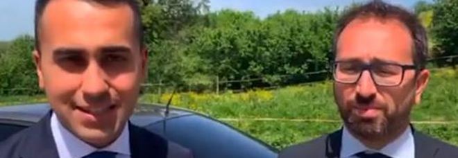 Di Maio, incidente per il vicepremier: l'auto blu tamponata da una vettura senza freni