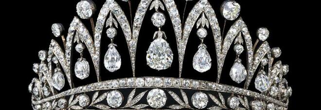 I Savoia rivogliono i gioielli della Corona: un tesoro di 6mila brillanti custodito nella Banca d'Italia