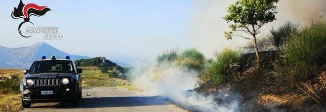 Incendi nel Parco nazionale del Vesuvio, i carabinieri arrestato 70enne incensurato