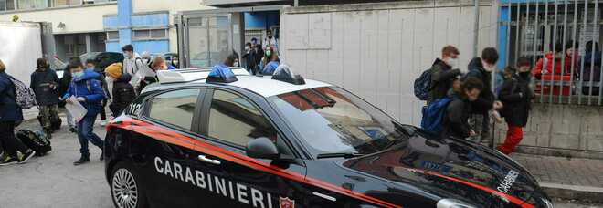 Livorno, dodicenne aggredito e preso a sputi da due ragazzine perché ebreo: la denuncia del padre