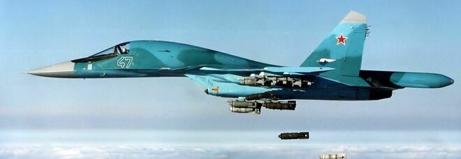 I super jet russi da 50 milioni di dollari stanno perdendo la guerra (per colpa delle munizioni antiche e di indicazioni sbagliate)
