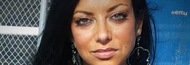 Tiziana Cantone, suicidio per impiccagione ipotesi più probabile: l'esito dell'autopsia