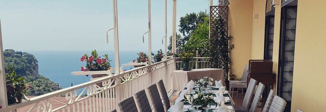 Costiera Amalfitana, a Scala si festeggia il 60esimo compleanno del ristorante “Zi ‘Ntonio”