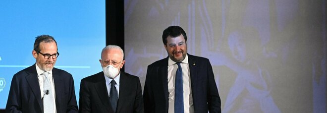 Salvini all'evento del Mattino: «Studenti del Sud non hanno stesse opportunità del Nord, Pnrr non è bacchetta magica»