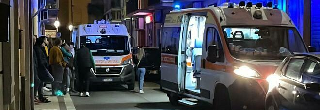 Le ambulanze nei pressi dell'abitazione della ragazzina