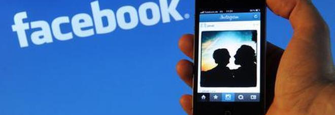 Da Facebook a Instagram, ecco come i social aumentano il rischio di depressione