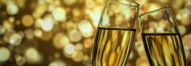 Ecstasy nelle bottiglie di champagne Moët&Chandon, un morto e 11 intossicati: ecco il lotto ritirato